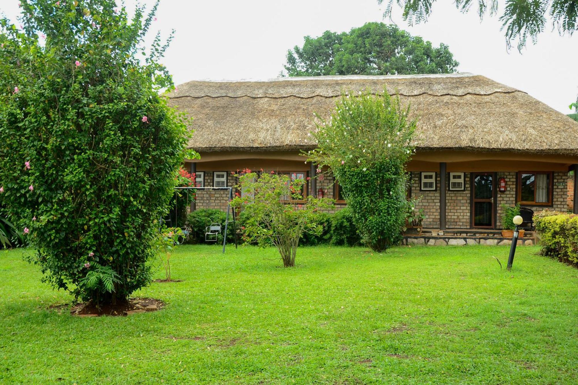 Gorilla African Guest House Εντέμπε Εξωτερικό φωτογραφία