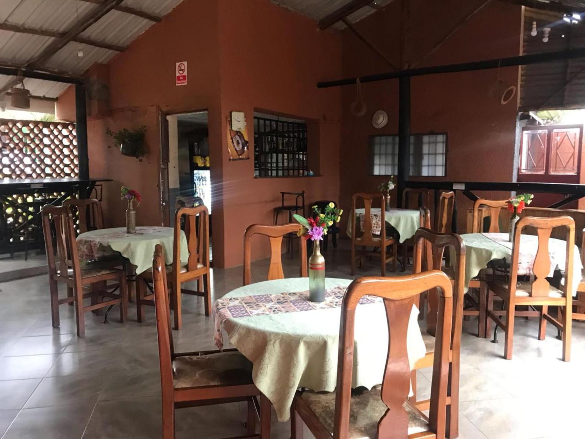 Gorilla African Guest House Εντέμπε Εξωτερικό φωτογραφία